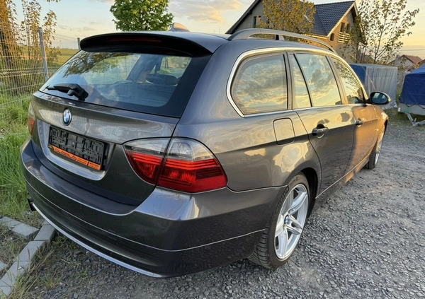 BMW Seria 3 cena 21500 przebieg: 212000, rok produkcji 2007 z Chojnów małe 277